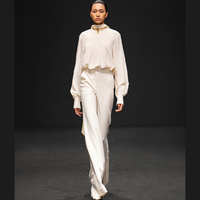 Chemisiers et chemises pour femmes de mode de luxe PATRICIA CHEMISIER À COU À LIRE AVANT Détail plissé Vêtements pour femmes décontractés du Vietnam