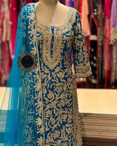 Nuevo diseñador estilo indio bordado pesado trabajo Lehenga Gharara Sharara trajes de césped paquistaní para damas ropa de fiesta Wit precio bajo - Product Image 6
