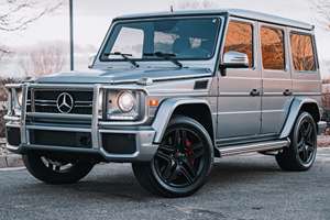 Mercedes-Benz G63 AMG 2015 Usado, Motor V8 Biturbo de 536 hp, Diferenciales de Triple Bloqueo, Diseño Platinum Magno - Product Image 6