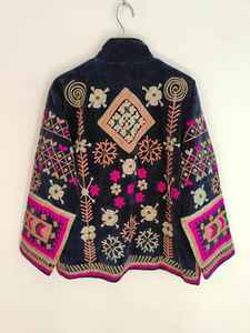 Chaqueta Bordada Suzani Azul Marino, Chaqueta Étnica Hecha a Mano, Chaqueta Floral Suzani, Chaqueta de Terciopelo Puro, Estilo Boho Hippie - Product Image 6