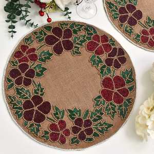 Napperon perlé Chargeur rond fait à la main pour salle à manger de luxe et décor de vacances Pièce unique perlé à la main, napperon, pendaison de crémaillère - Product Image 2