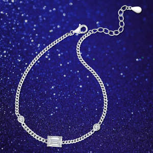Bracelet ajustable en moissanite taille émeraude 1 carat pour femme - Product Image 3