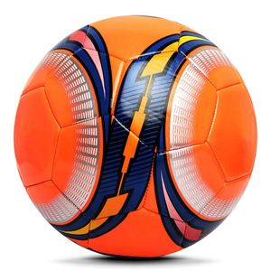 Fútbol de tamaño normal con logotipo impreso personalizado para partidos de entrenamiento y uso promocional Balón de calidad al por mayor de fábrica - Product Image 6