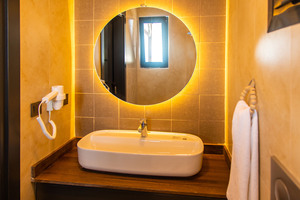 Cao Cấp Kết Cấu Thép Trailer Nhà Bánh Xe Bất Nhà Thoải Mái Cách Nhiệt Cao Hiệu Quả Mùa Đông Mùa Hè Sử Dụng Ngoài Trời Di Động - Product Image 2