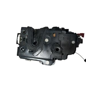 ล็อคขวาหลัง SKODA Fabia Sedan 2nd Series 6Y0839016A (07>14) - Product Image 5