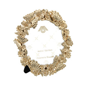 Marco de Fotos Redondo de Aleación de Zinc Dorado con Baño 3D, Diseño de Mariposa y Flores Pequeñas, Marco Metálico de 4" x 4" - Product Image 2