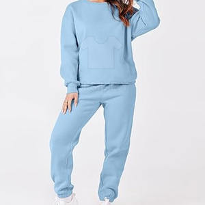 Conjunto de chándal deportivo de dos piezas con estampado de logotipo personalizado para mujer para invierno a un precio - Product Image 6