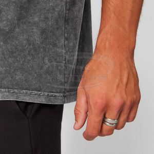 Camiseta de Manga Corta para Hombre, Corte Regular, Diseño Sólido, Impresión de Alta Calidad, Algodón/Bambú Resistente, Transpirable y de Secado Rápido - Product Image 4