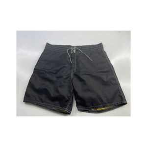 Pantalones cortos de baloncesto de gimnasio para hombre personalizados al por mayor de 5 pulgadas con entrepierna a cuadros ecológicos de malla de poliéster teñida lisa de estilo callejero - Product Image 4