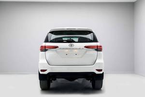 Nuevo, Cero Kilometraje/Km, Precio Accesible, 2025 Platinum White Pearl TY - Fortuner 2.7L 4WD SUV, Listo para Enviar - Product Image 6