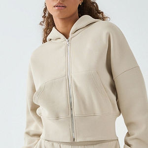 Prix avantageux pour les acheteurs en gros : Haut à capuche court pour femme, design élégant de haute qualité, survêtement avec fermeture éclair et tissu doux - Product Image 2