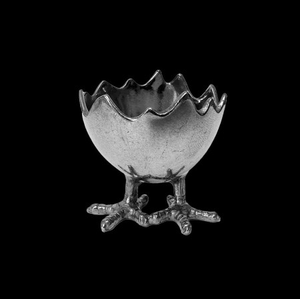 Proveedor al por mayor de acero inoxidable, huevera de plata pulida, soporte de diseño de cáscara de huevo, artículo de decoración de mesa de cena - Product Image 1