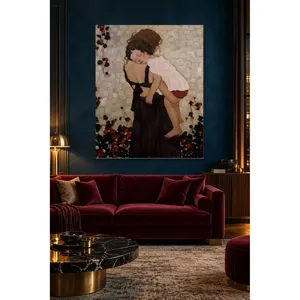 Impression sur toile : Mère Fida portant un enfant endormi sur son épaule - Product Image 5