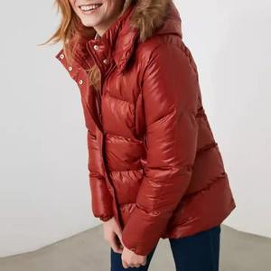 Chaqueta acolchada de mujer de Diseño de Moda de Nueva llegada en tamaño personalizado Precio al por mayor Precio barato de alta calidad - Product Image 2