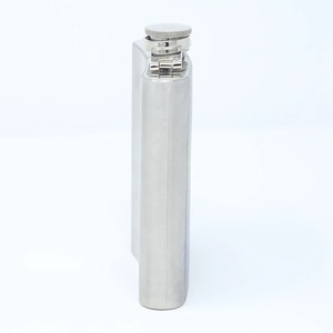 Flasque portable en acier inoxydable avec logo personnalisé Capacité de 8oz Bouteille de vin de whisky alcoolisé pour homme avec poche pour voyage et bar - Product Image 2