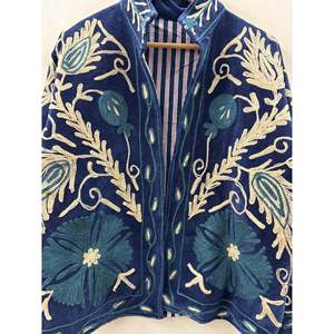 Chaqueta Blazer Reversible Gulbadan Midnight para Mujer, Bordada a Mano con Tela Suzani, Acolchada de Terciopelo, Estilo Bomber Corto, Otoñal, Elegante, Cuello Mao - Product Image 3