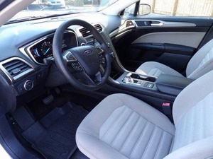 Ford 2017 usado. Fusión híbrida - Product Image 4