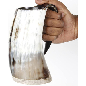 Tasses à corne de bière Viking de la meilleure qualité faites à la main Design unique Forme personnalisée Bar Tasses à corne de vin Qualité supérieure - Product Image 2