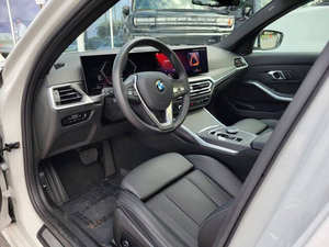 Usado 2024 B * MW 3 Series 330i - Product Image 4