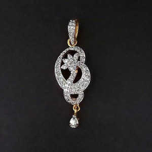 Kriaa AD Colgante Fino & Charm Piedra Chapada en Oro Modelo 1202175 - Product Image 1