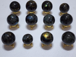 Wholesale Natural Handmade Labradorite Sphere Semi-Precious <b>Crystal</b> Stone <b>Crafts</b> Amayra <b>Crystals</b> India - Product Image 3