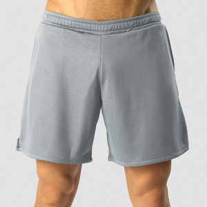 Pantalones cortos deportivos para correr personalizados para hombre ligeros de punto de nailon de marca nueva con logotipo OEM - Product Image 1