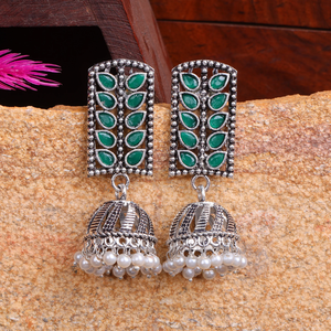 Bijoux culturels de collection Jhumki carrés verts - Product Image 1