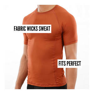 T-shirt de gymnastique imprimé personnalisé pour les hommes Slim Fit Compression Workout Wear OEM Sports Shirt Wholesale Package - Product Image 2