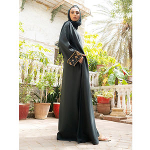 Vêtements islamiques personnalisés Robe musulmane pour femmes Abaya en quantité en vrac 2025 Nouveaux vêtements islamiques Abaya à manches longues pour femmes musulmanes - Product Image 4