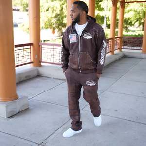 CustomTracksuits Fall Sweatsuit Sudadera con capucha bordada desgastada y Sweat Jogger Stacked Pant Set Conjuntos de pantalones de chándal Acampanados para hombres - Product Image 5