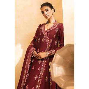 Tissu en satin de soie Ruby Dusk - Product Image 4
