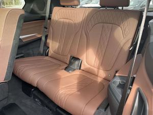 รถ SUV ปี 2025 X7 M60i AWD สภาพดีเยี่ยม สะอาดมาก ระบบขับเคลื่อนอัตโนมัติ 8 สปีด เครื่องยนต์ V8 523 แรงม้า - Product Image 4