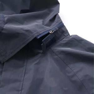 Chaqueta Impermeable para Todas las Estaciones, Ligera, Cortavientos y Transpirable, Chaqueta Personalizada para Hombre para Senderismo y Viajes - Product Image 5