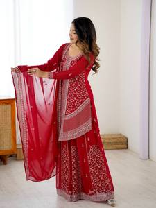 Conjunto Premium Tradicional de Salwar Kameez y Dupatta de Georgette Sintética para Fiesta, con Protección Solar, Cordón, Bordado Dori y Lentejuelas para Mujer - Product Image 2