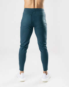 กางเกงออกกำลังกายขายดี ทรงสลิมฟิต ปรับได้ ผู้ชาย ระบายอากาศดี ผลิตในปากีสถาน พร้อมโลโก้ปักด้วยไหมเชนิล - Product Image 5