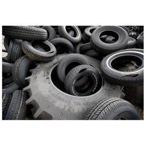 Neumáticos de camión usados al por mayor, en grandes cantidades, tamaños mixtos, neumáticos de camión de alta resistencia para importadores, distribuidores y mayoristas. - Product Image 1