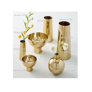 Designer Vase Hammered Gold Color Brass Flower Vase Finest Quality Customized Size Vase For Wedding Decor Use - Product Image 2