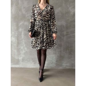 Vestidos de Mujer Talla Grande con Estampado de Leopardo al por Mayor - Product Image 5