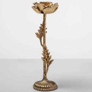 Soporte de portavelas de metal de diseño en capas, ideal para un arreglo ingenioso de velas en hoteles, spas o lugares para eventos - Product Image 1