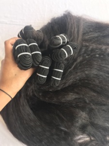 Extensions de tissage de cheveux humains vierges lisses crépus de 22 pouces à cuticule alignée origine indienne prix de gros - Product Image 6