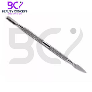 Kit de chirurgie des ongles des orteils en acier inoxydable certifié CE Classe I, comprenant un extracteur d'ongles de pied pour podologie et chirurgie, et des instruments de podologie. - Product Image 4