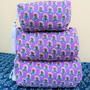 Bolsa de maquillaje de algodón hecha a mano india con estampado de bloques florales de la mejor calidad, Juego de 3 piezas, Kit de cosméticos acolchado, neceser - Product Image 1