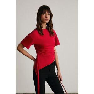 GRIMELANGE SOREV Blusa de manga corta con corte asimétrico y cuello redondo de tela suave para mujer - Product Image 5
