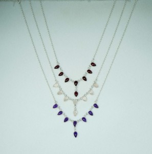Gargantilla Delicada de Plata de Ley 925 para Mujer con Cadena de Eslabones Finos y Engaste de Cornalina - Product Image 4