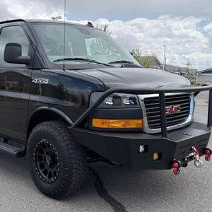 Conversión de GMC Savana LT 3500 4WD 2024, Motor V8 de 6.6 Litros - Product Image 1