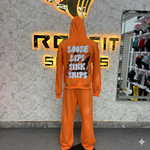 Custom Made Unique Style Cheap Price Customer Demand Low Price Zipper Tracksuit For Men Unique Style New Design Mens Tracksuits - Product Image 4