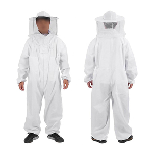 Traje de Apicultura de Algodón de Alta Calidad Hecho a Medida, Mangas Largas, Ventilación, Protección Anticorte, Hecho en Pakistán, Servicio OEM Disponible - Product Image 1