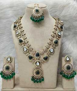 Conjunto de Joyería Larga con Cuentas Blancas y Detalles Multicolores Kundan, Chapado en Oro de Doble Capa, Hecho a Mano, Producto al por Mayor - Product Image 3