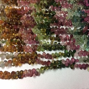 Gotas de lágrima facetadas de turmalina múltiple Natural de 4mm y 5mm, cuentas de piedras preciosas Briolette, cadena a granel, venta al por mayor, nuevo Stock de calidad superior - Product Image 1