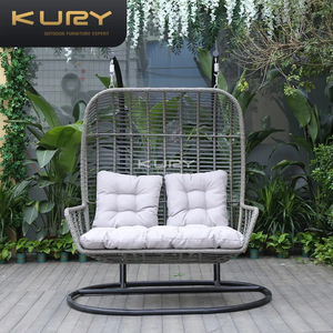 Sedia a dondolo a uovo doppia in vimini e rattan per esterni, in alluminio, per hotel, con supporto, per patio - Product Image 1